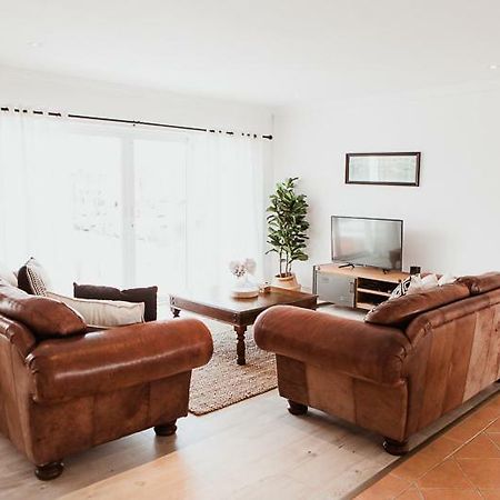 One On Gray Apartment 克尼斯纳 外观 照片